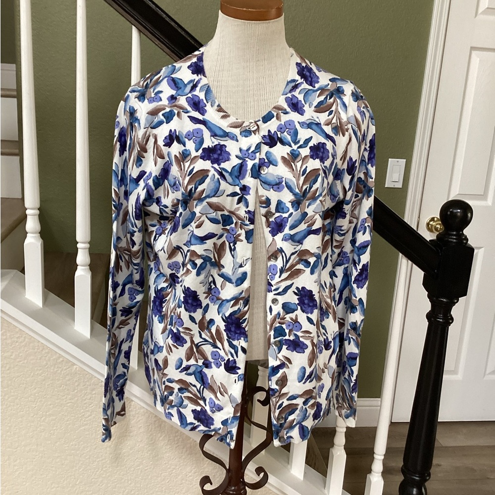 Karen Scott Floral Blue and White Cardigan M
